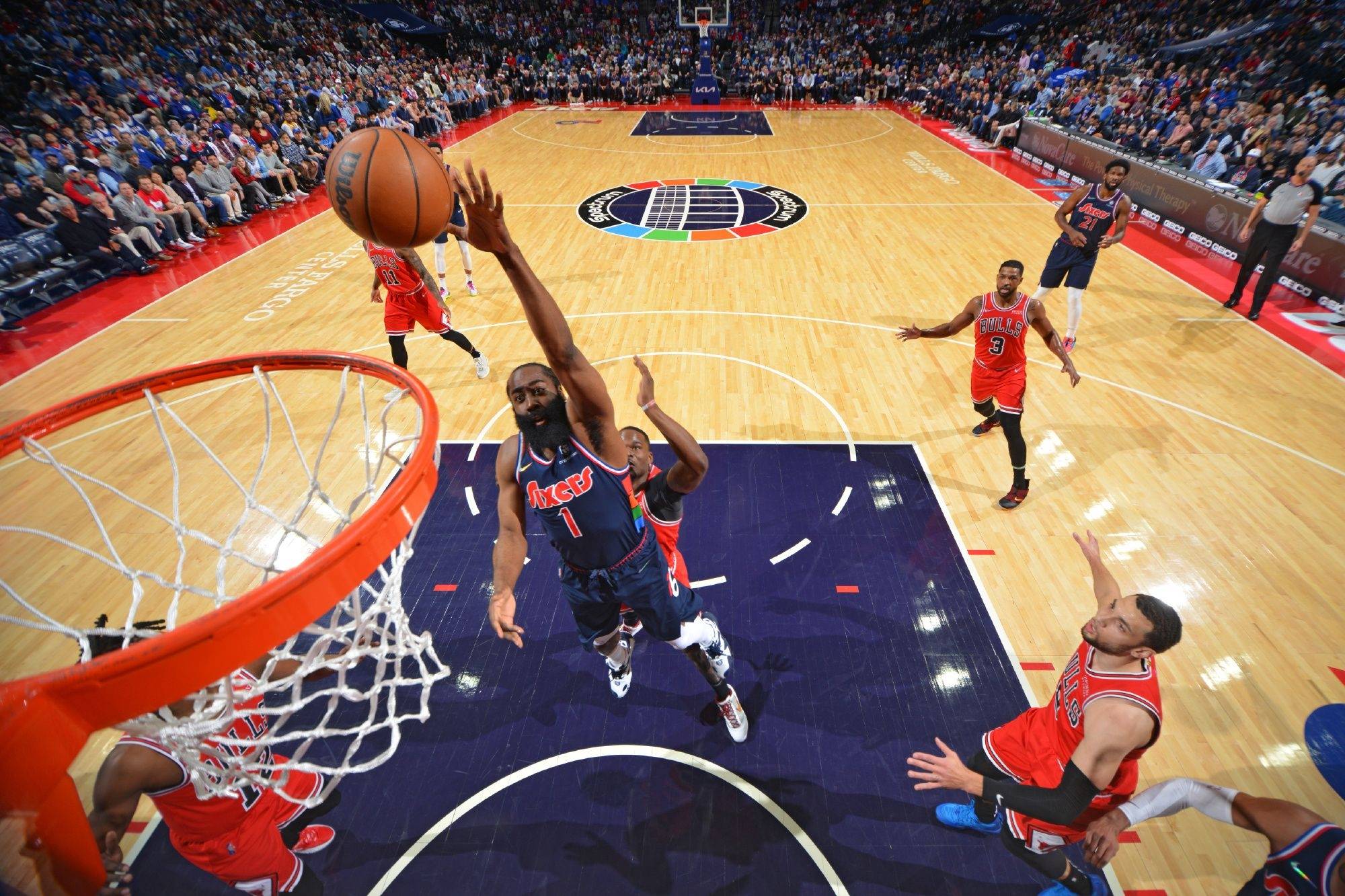 风云突变！深圳男篮今晨迎来里程碑；中超版图或变；更衣室稳定；高层口径保持一致(深圳马可波罗篮球)